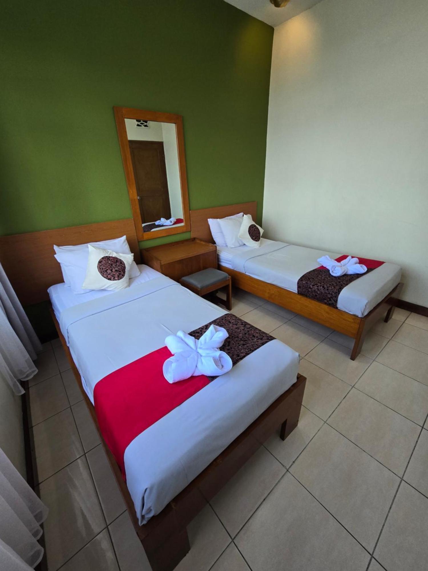 Kusma Hotel Bandungan Semarang Exterior foto